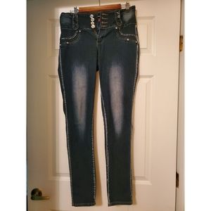 Juniors Skinny Jeans
